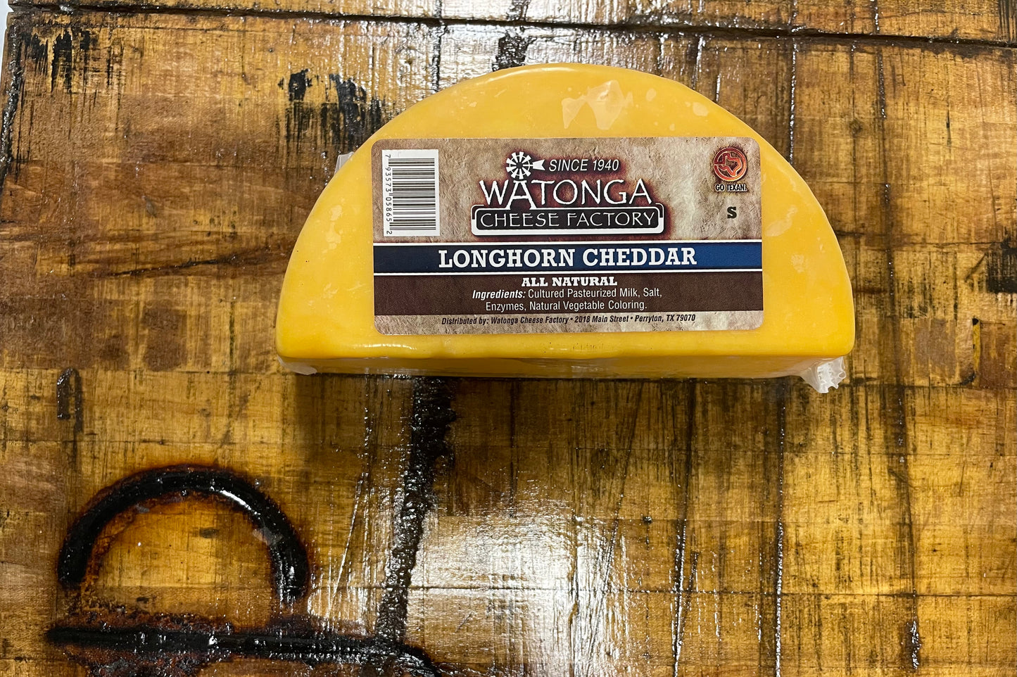 Watonga Longhorn Cheddar Cheese Half Moon
